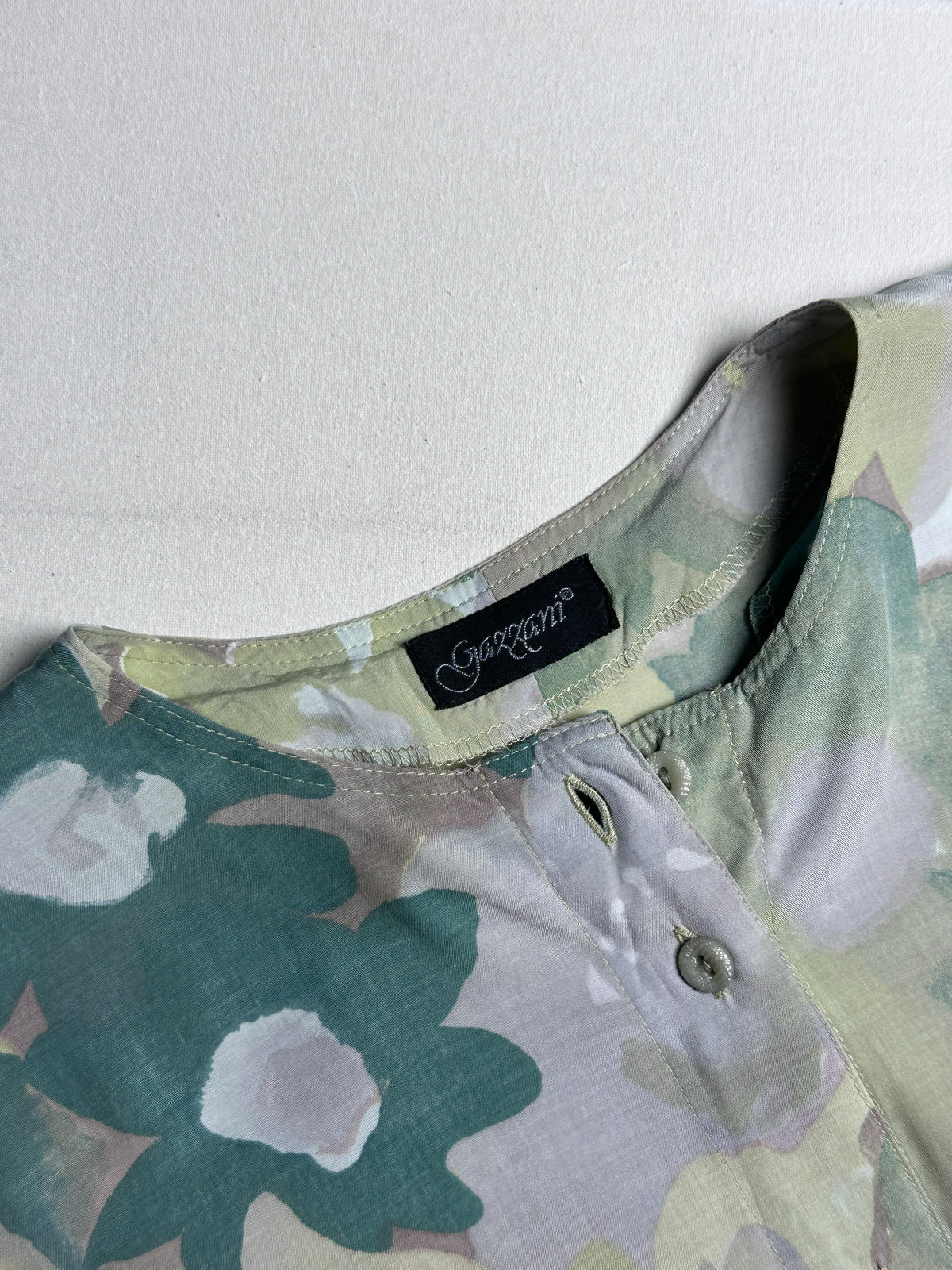 Botanical Print Casual Button-Down Top