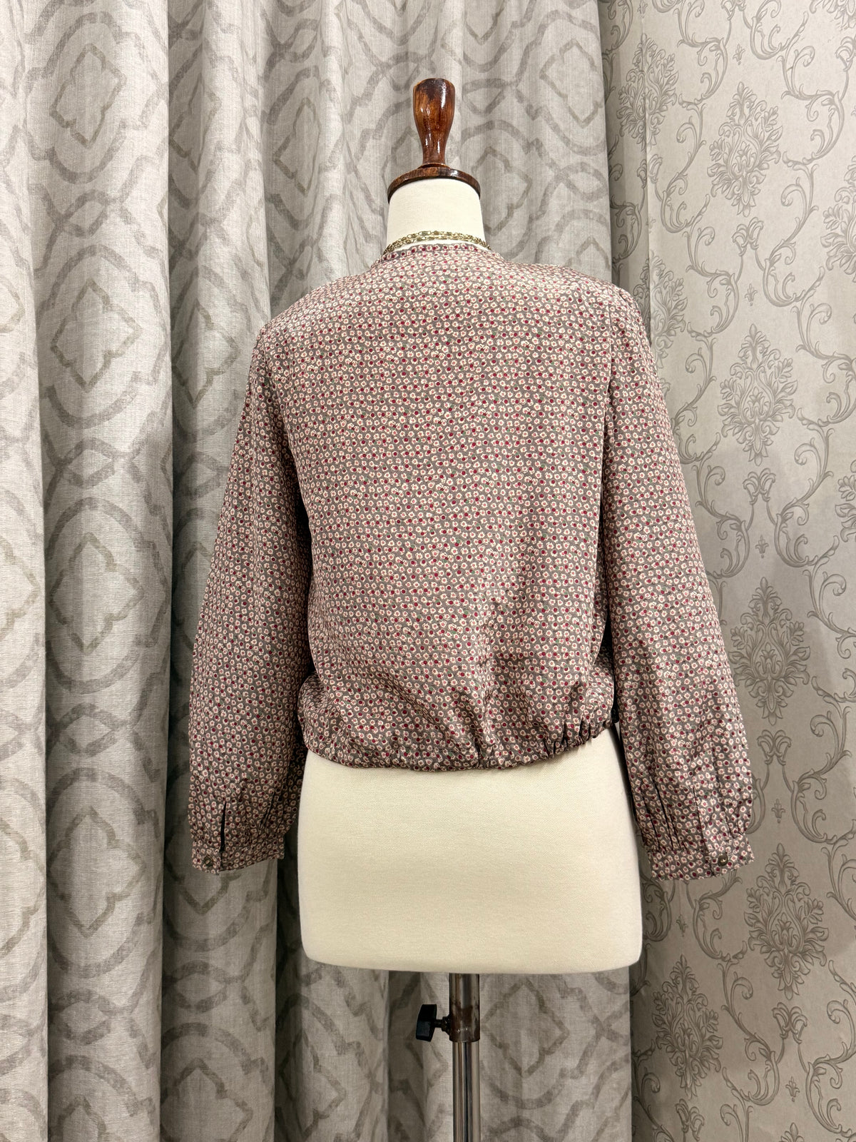Vintage Daisy Print Tie-Waist Shirt