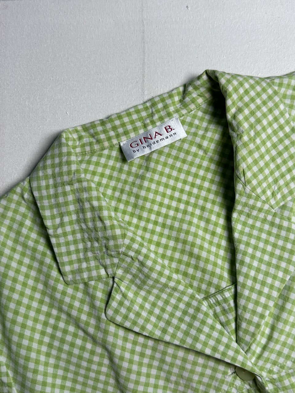 Casual Plaid Top with Short Sleeves and Collar