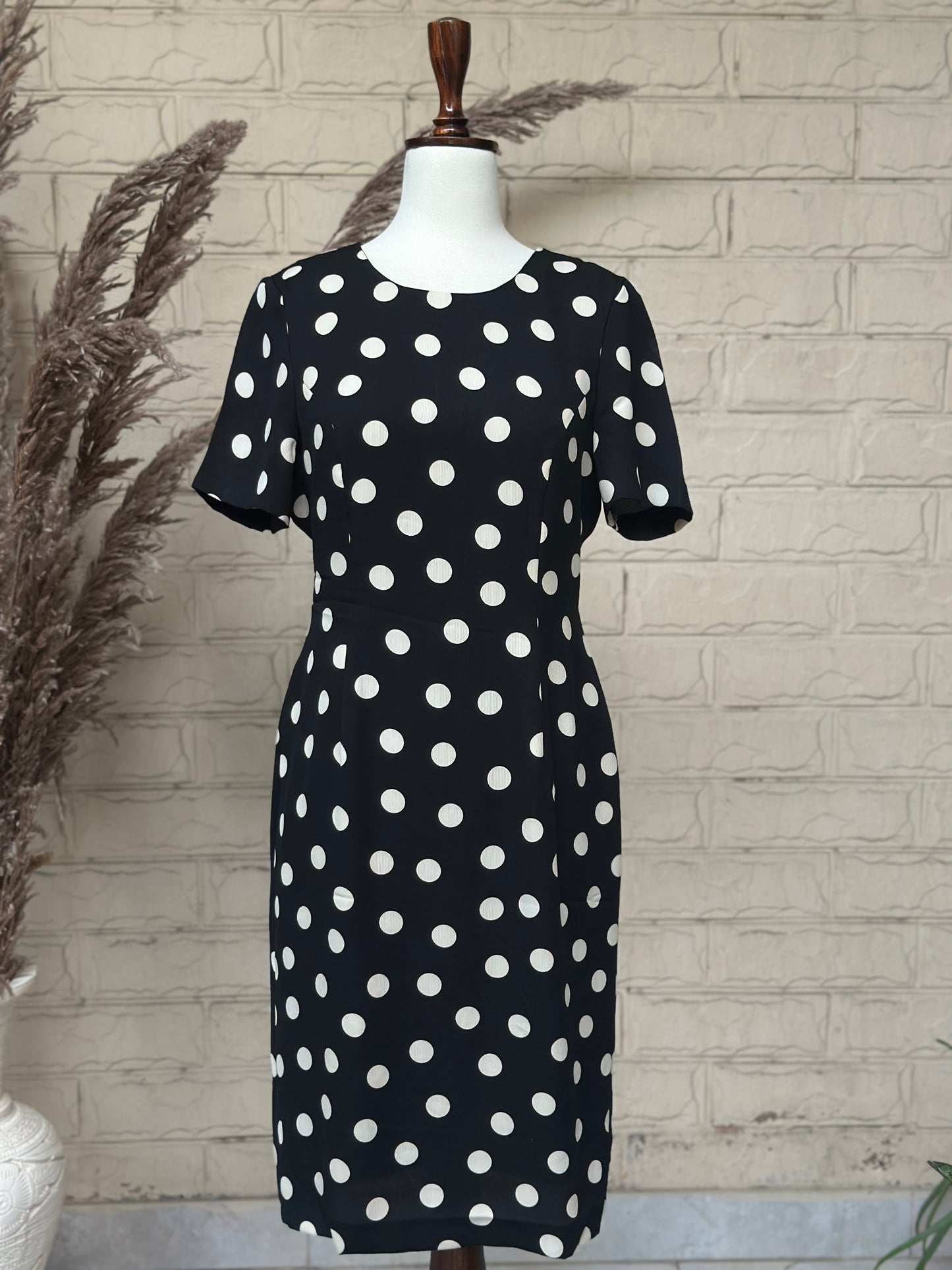 Black & White Polka Dot Short-Sleeve Dress