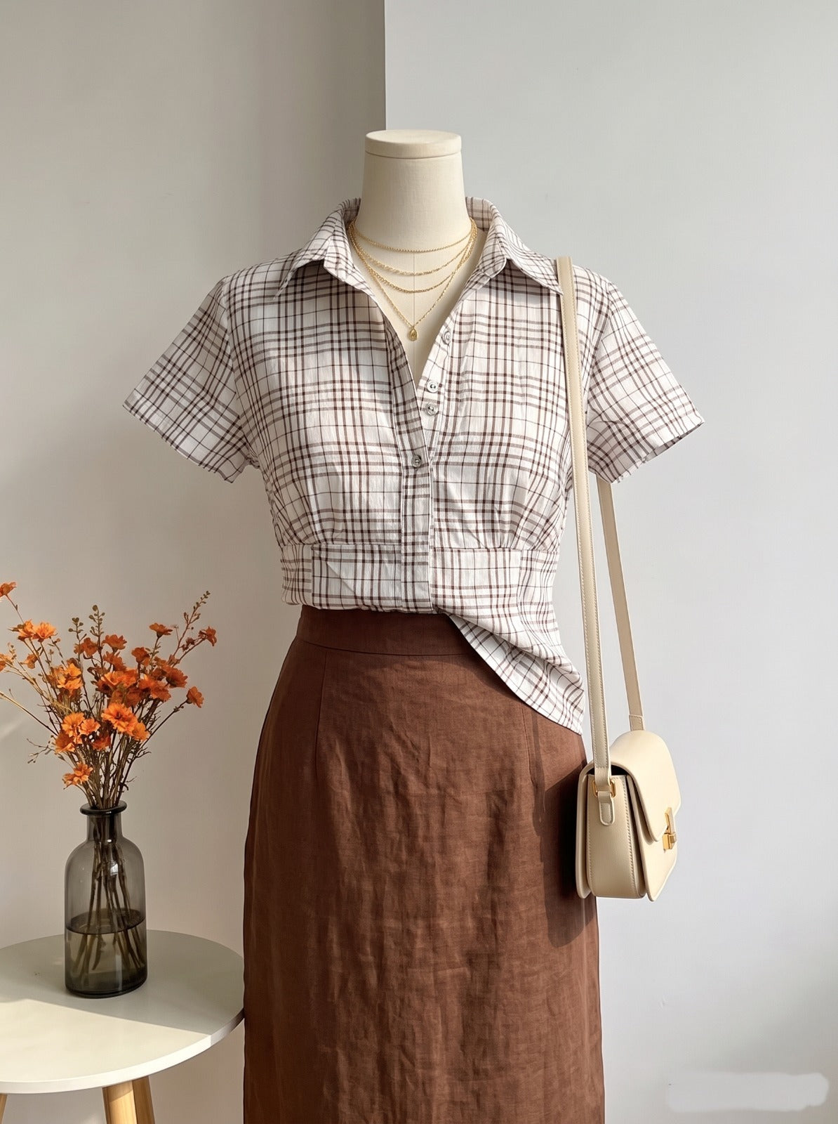 Vintage Plaid Short-Sleeve Button-Down Top
