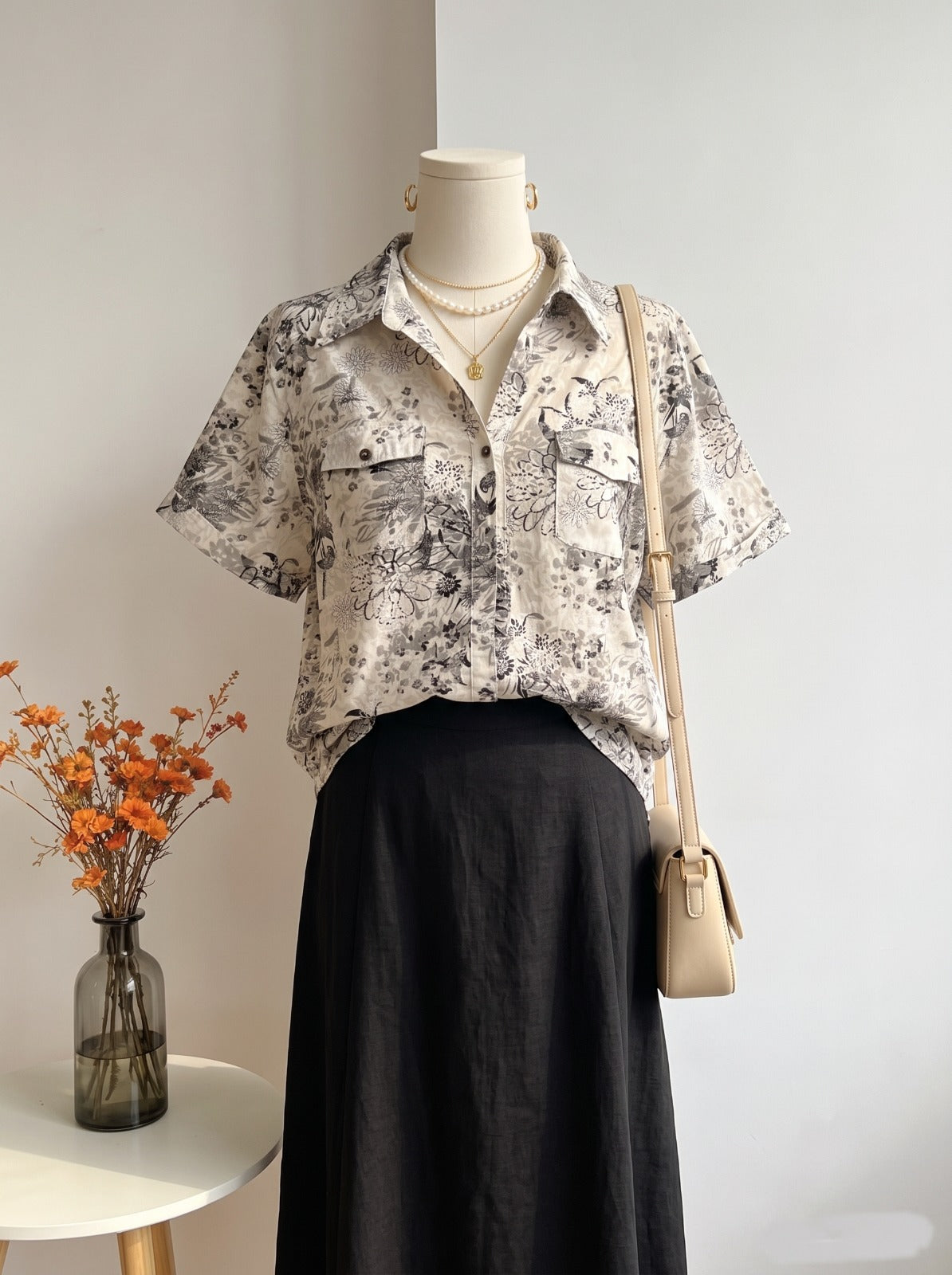 Line Art Botanical Short-Sleeve Button-Down