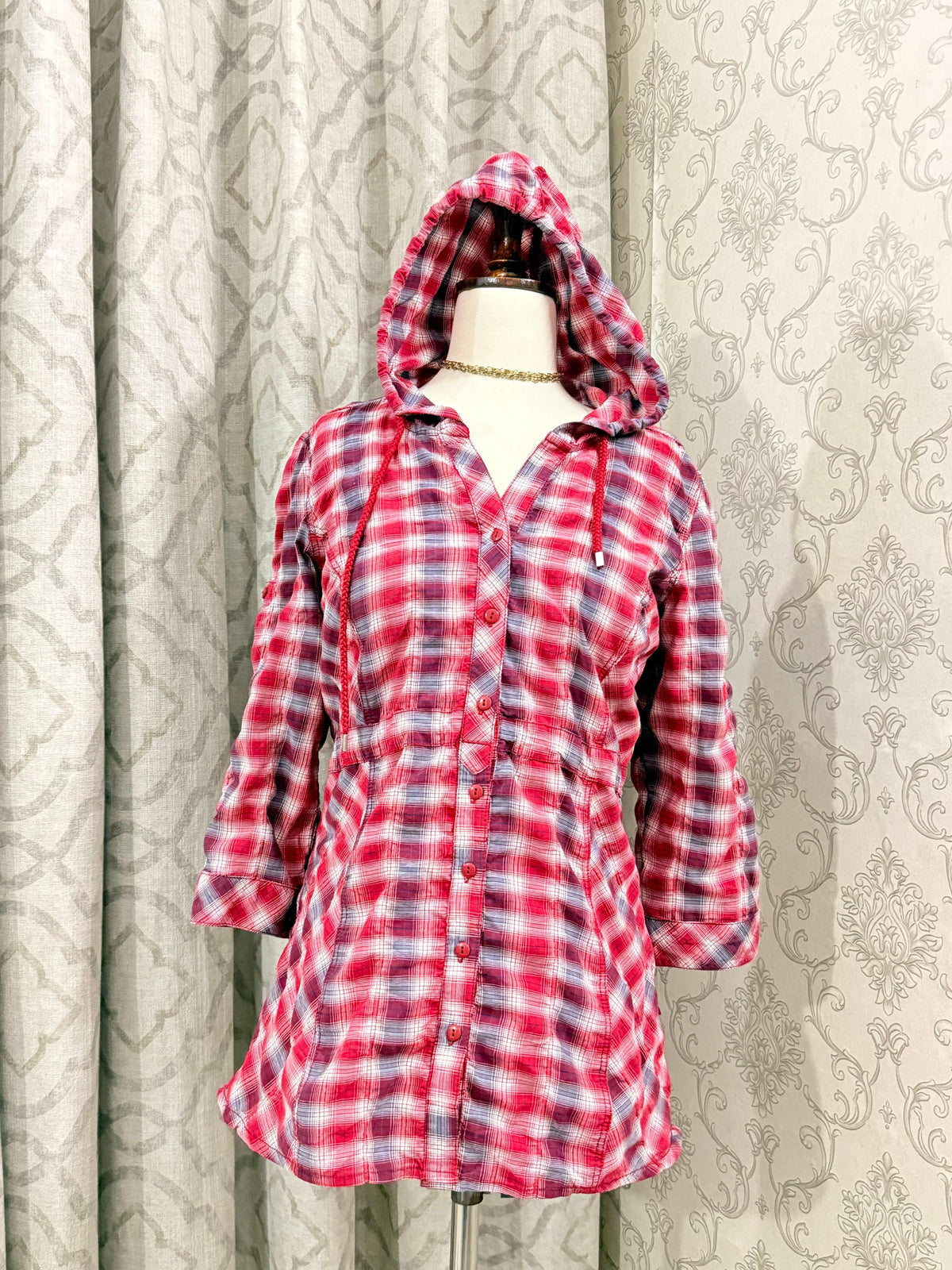 Red Plaid Hooded Shirt – Drawstring V-Neck Button-Down Longline