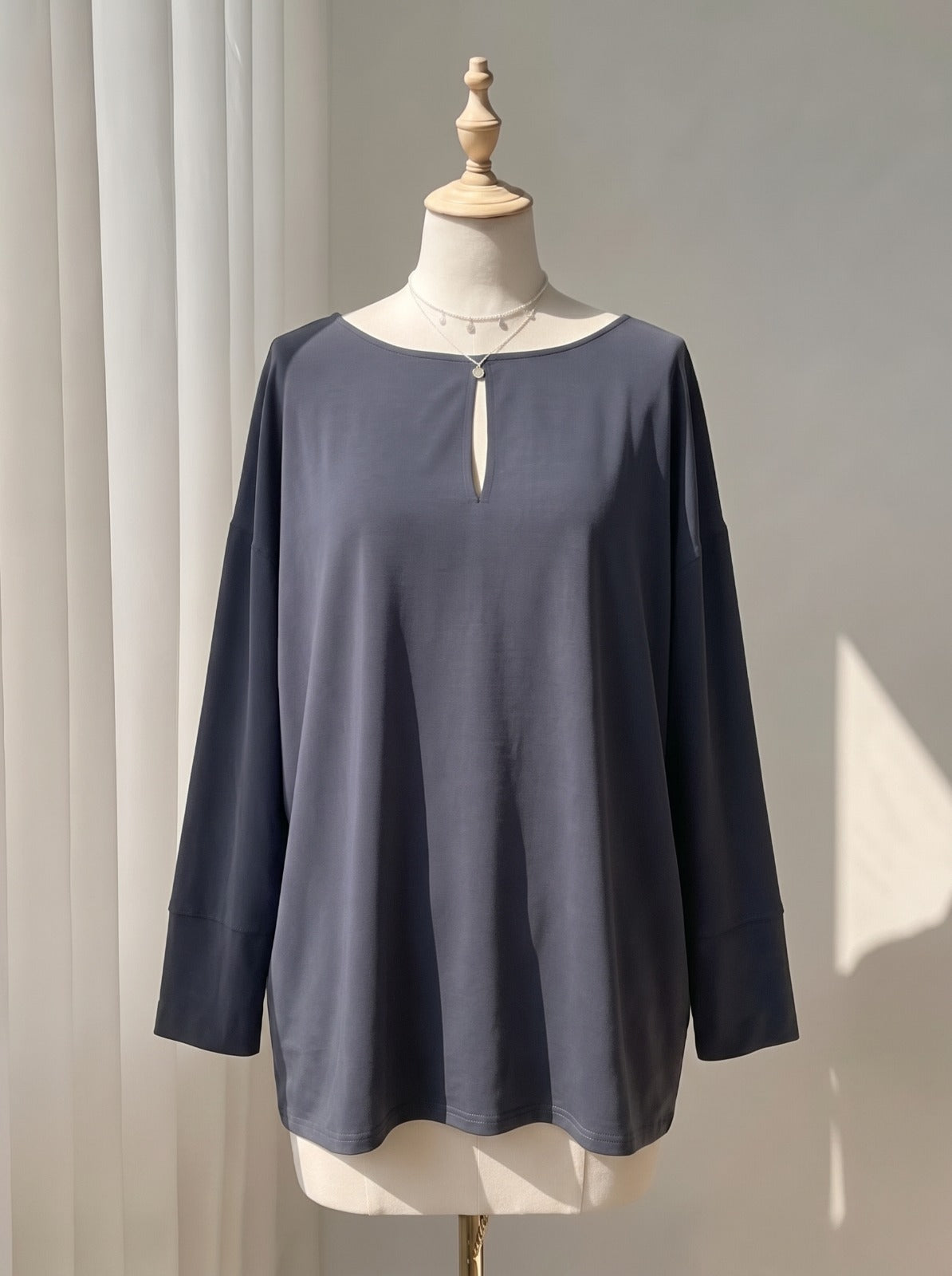 Charcoal Grey Keyhole Front Blouse – Loose Fit Long Sleeve Tunic Top