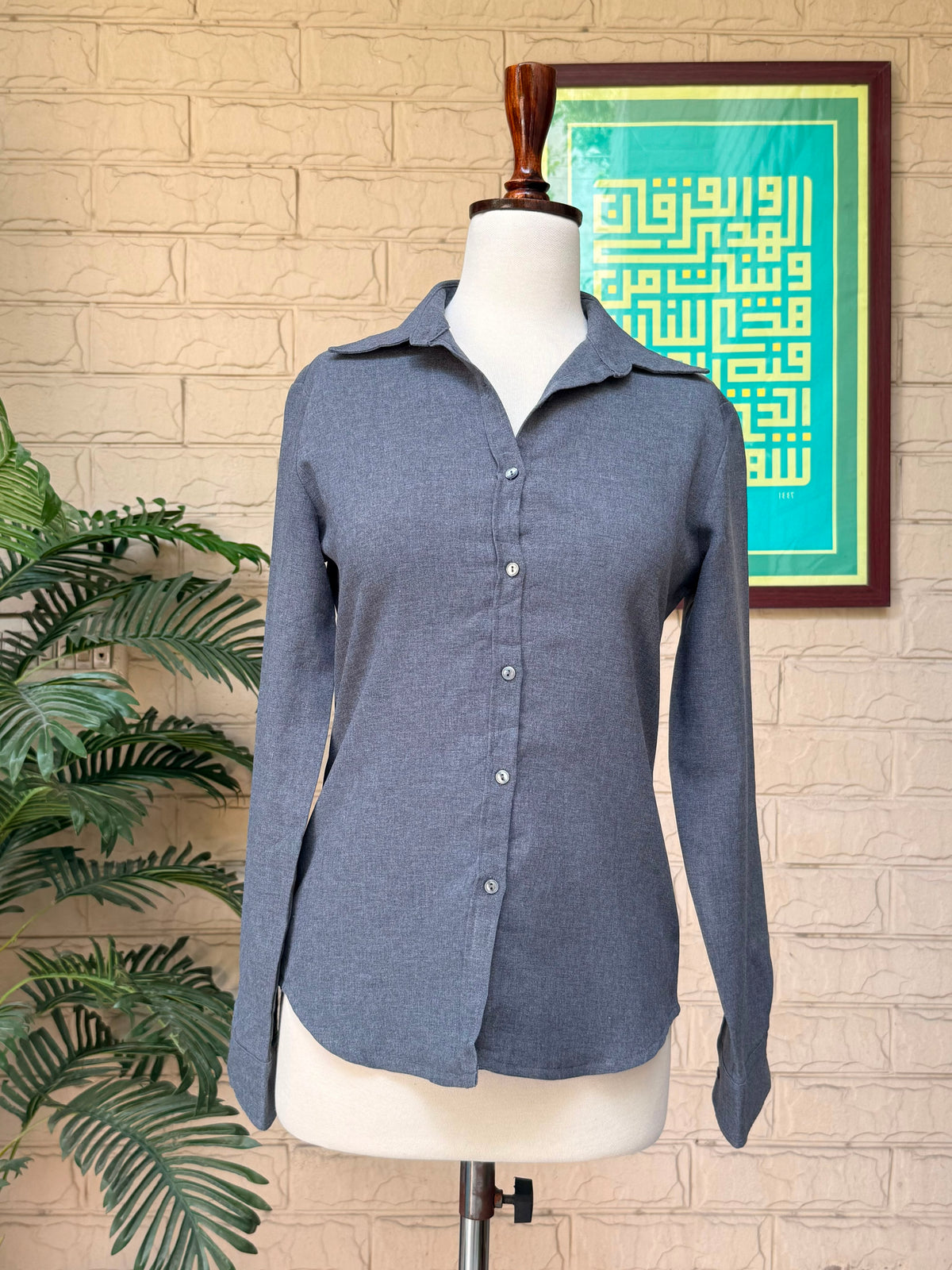 Charcoal Grey Flannel Cotton Long-Sleeve Button-Down Collared Shirt