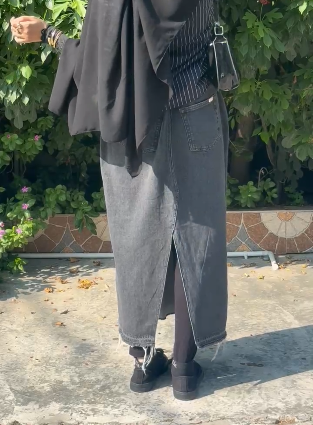 High-Waisted Dark Grey Denim Long Skirt with Raw Hem