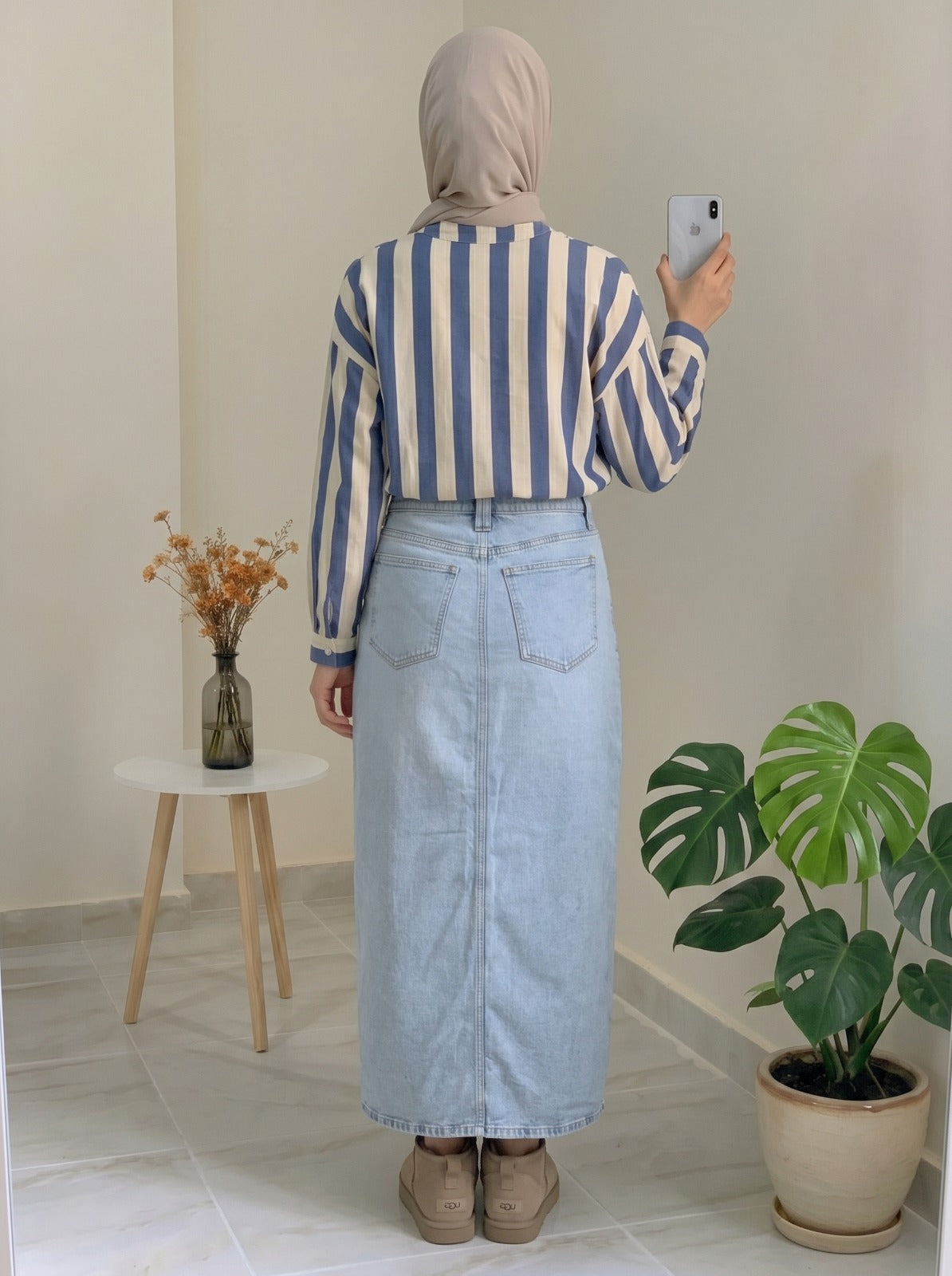 Classic Light Wash Front-Slit Denim Skirt