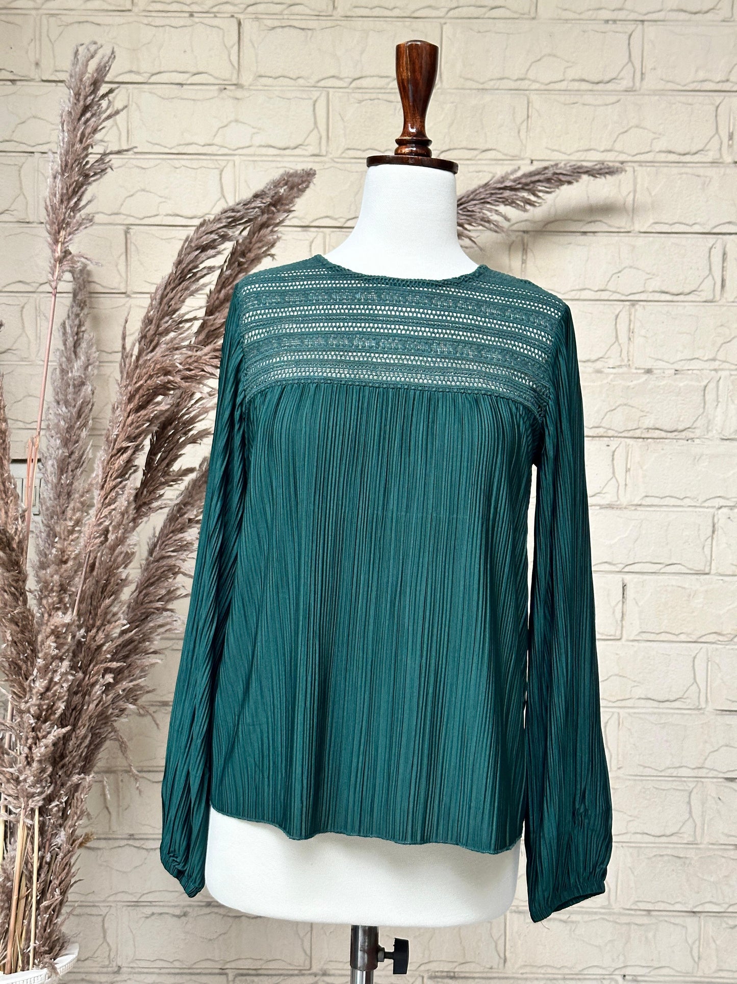 Emerald Green Lace Trim Micro-Pleated Long-Sleeve Blouse