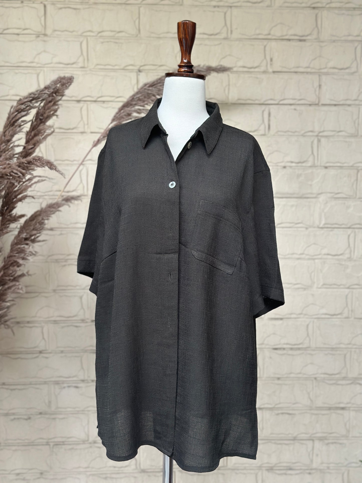 Relaxed Fit Deep Green Pocket Short-Sleeve Blouse