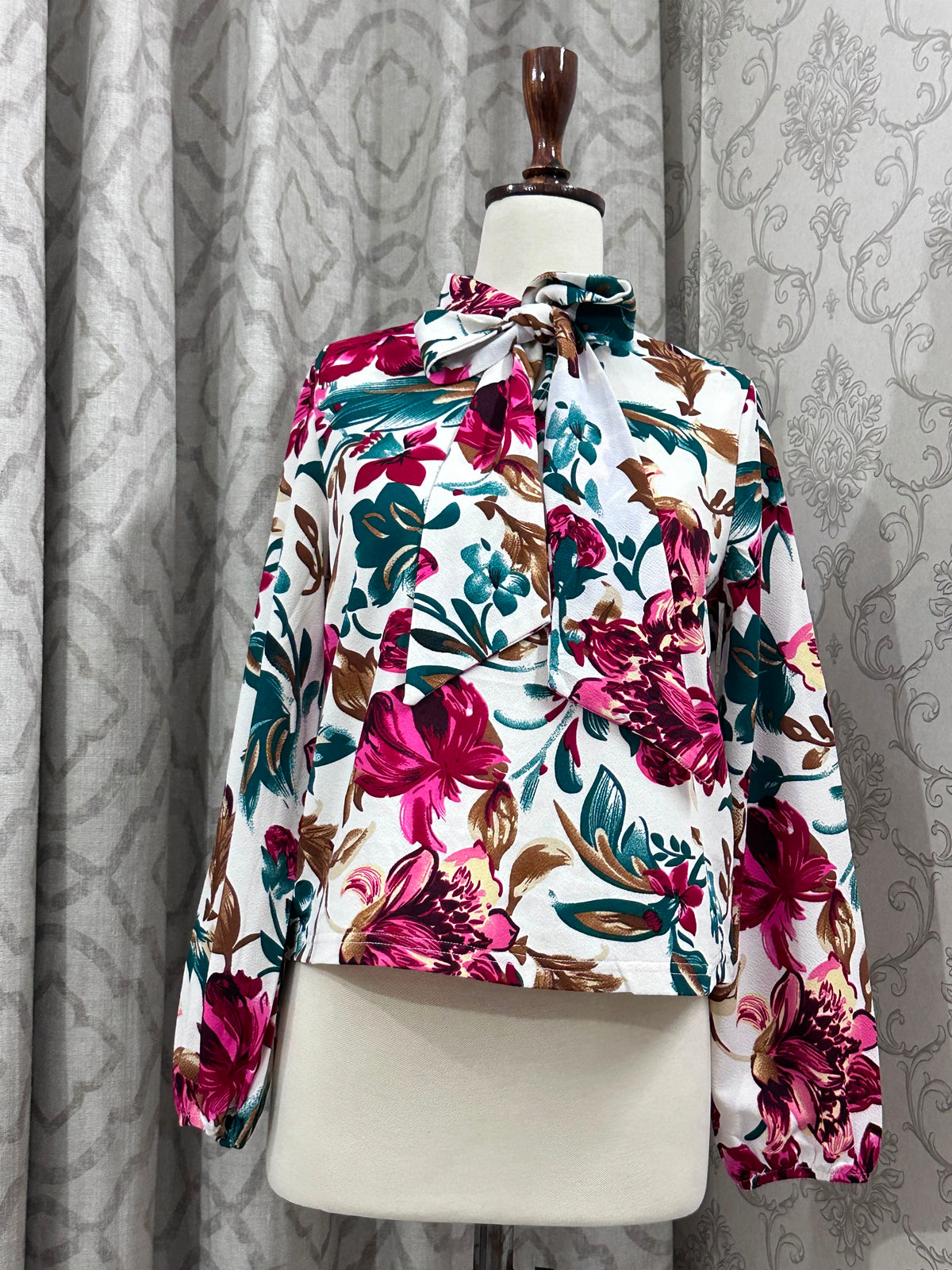 Magenta Floral Print Tie-Neck Blouse – Long Sleeve Bow Neck Satin Top
