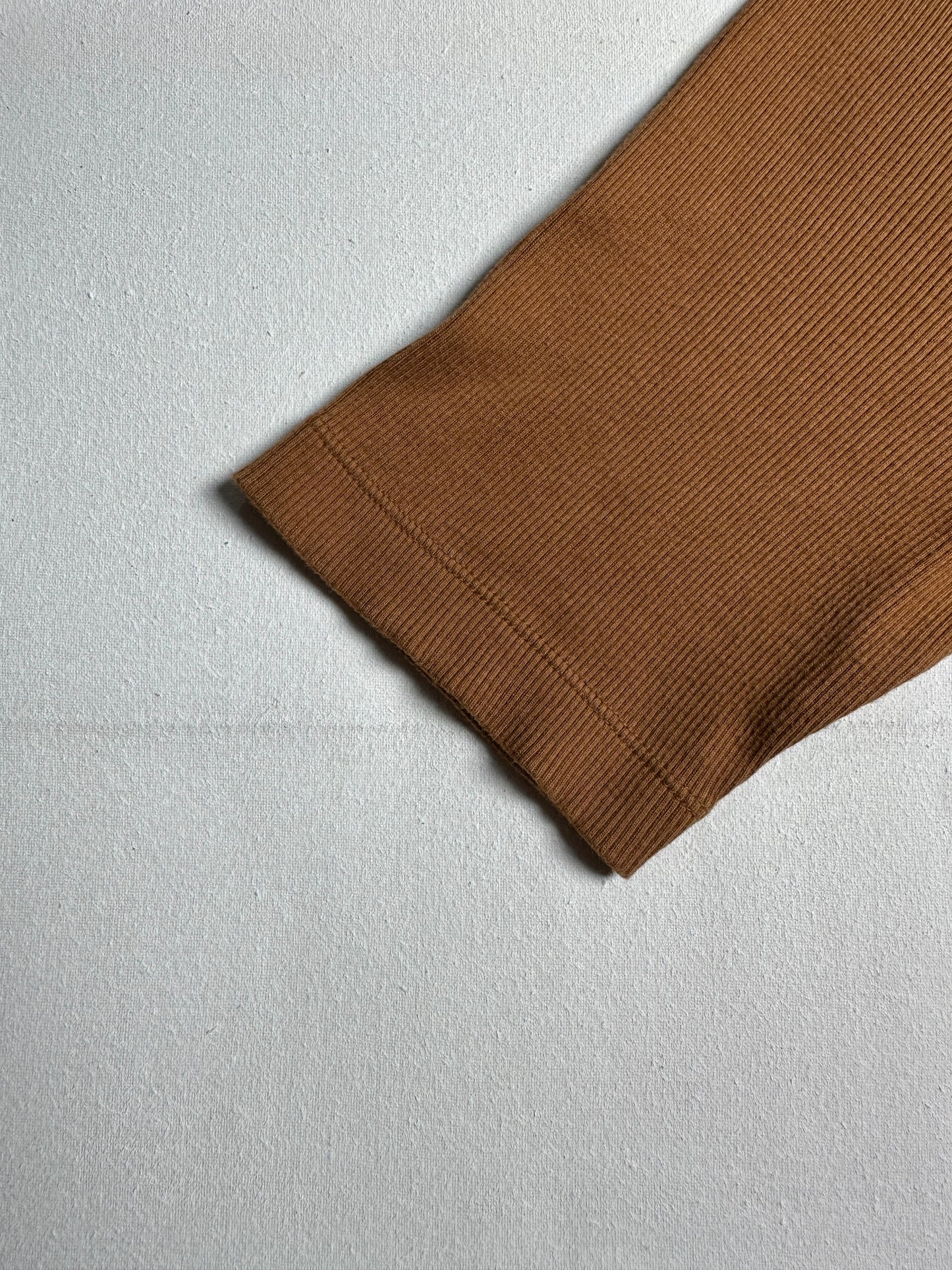 Chestnut Brown Ribbed Half-Sleeve Crewneck Top