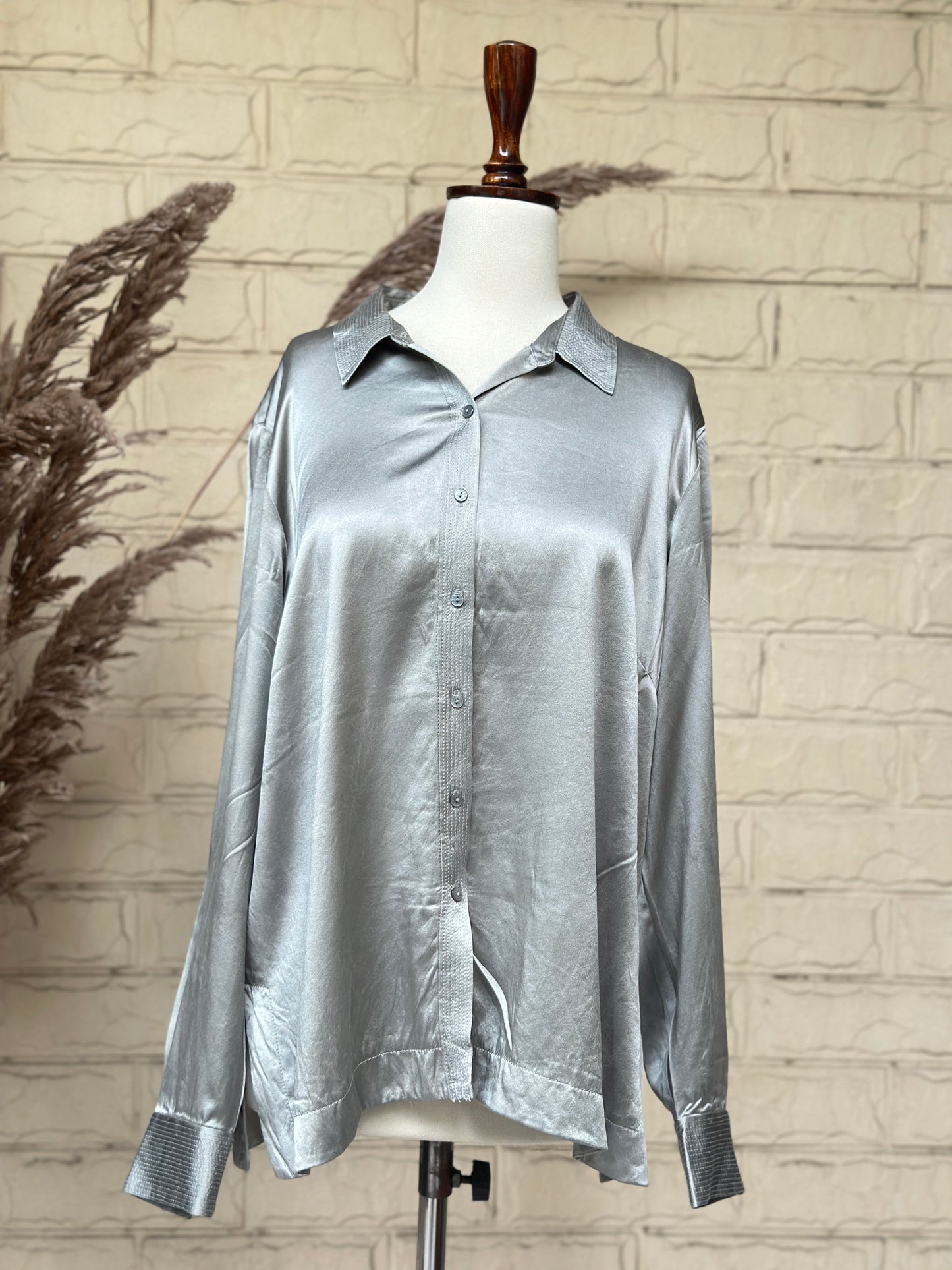 Metallic Silk-Touch Oversized Top in Silver