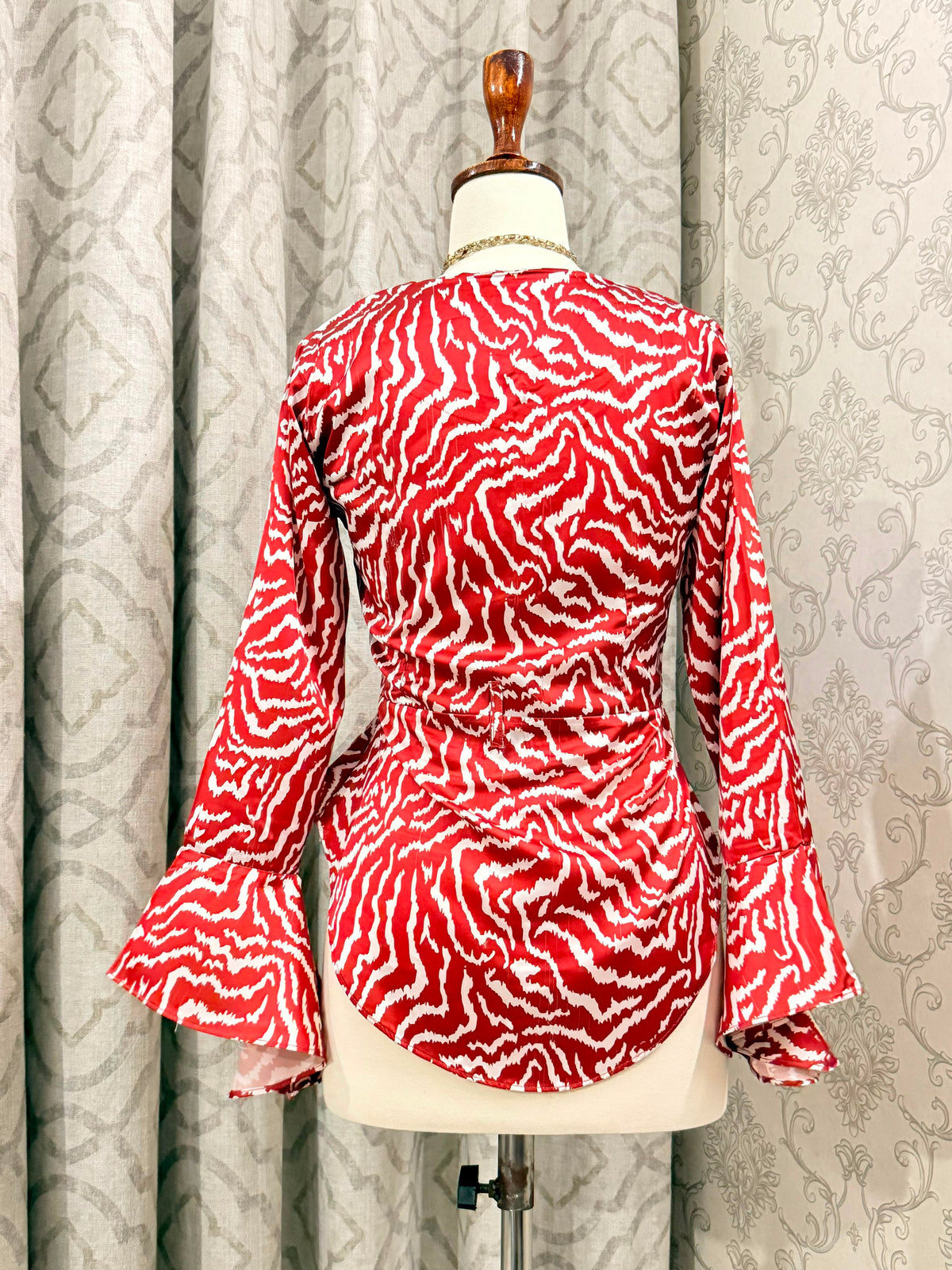 Fiery Wave Print Asymmetric Peplum Top