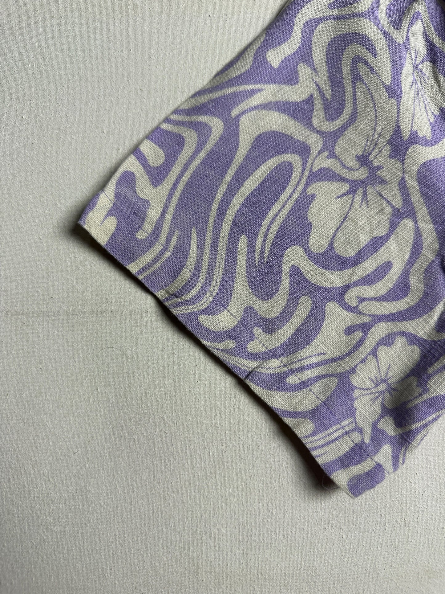 Lilac & White Psychedelic Swirl Floral Resort Shirt
