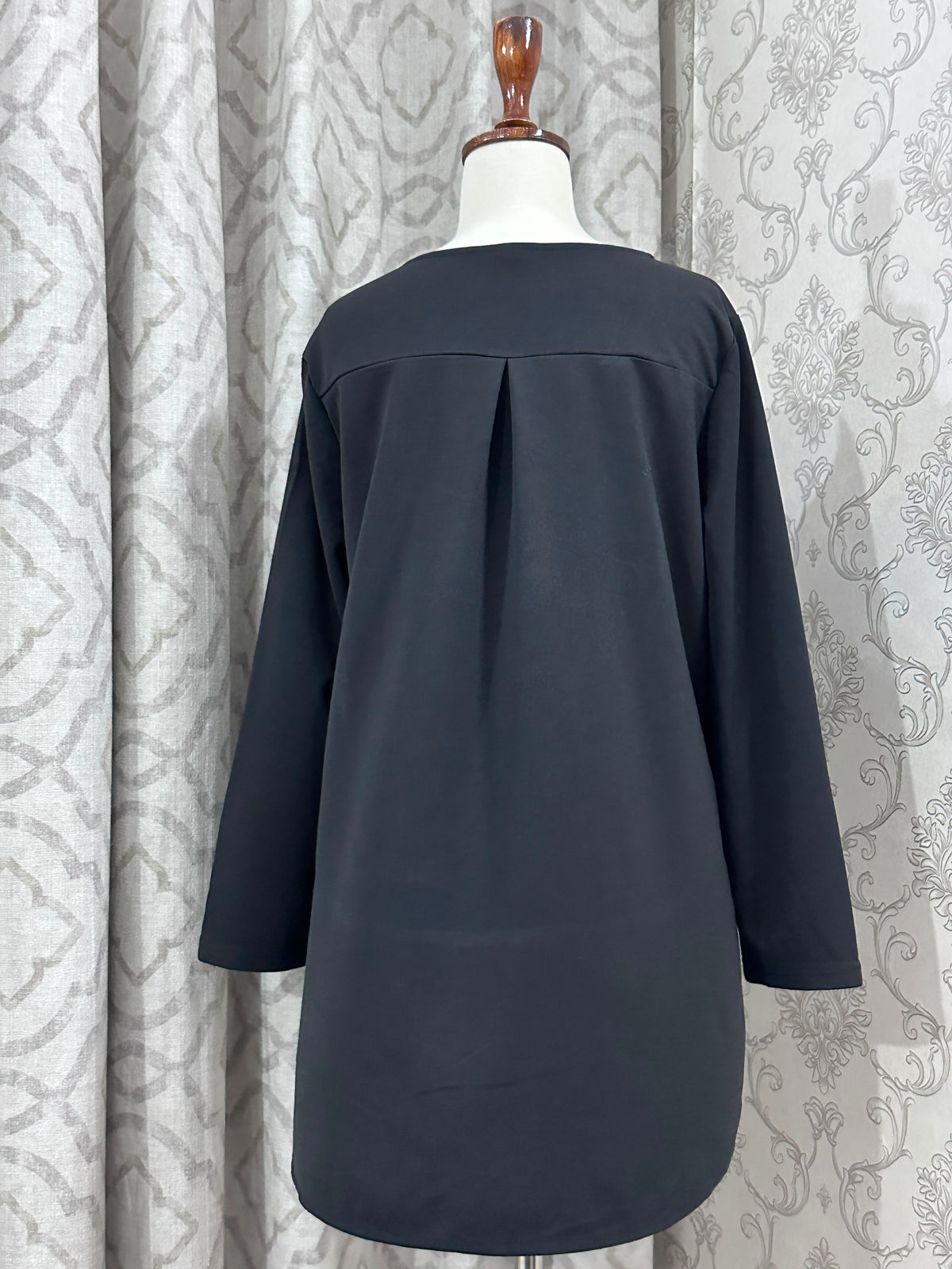 Chic Black Asymmetrical High-Low Blouse with Front Seam Details