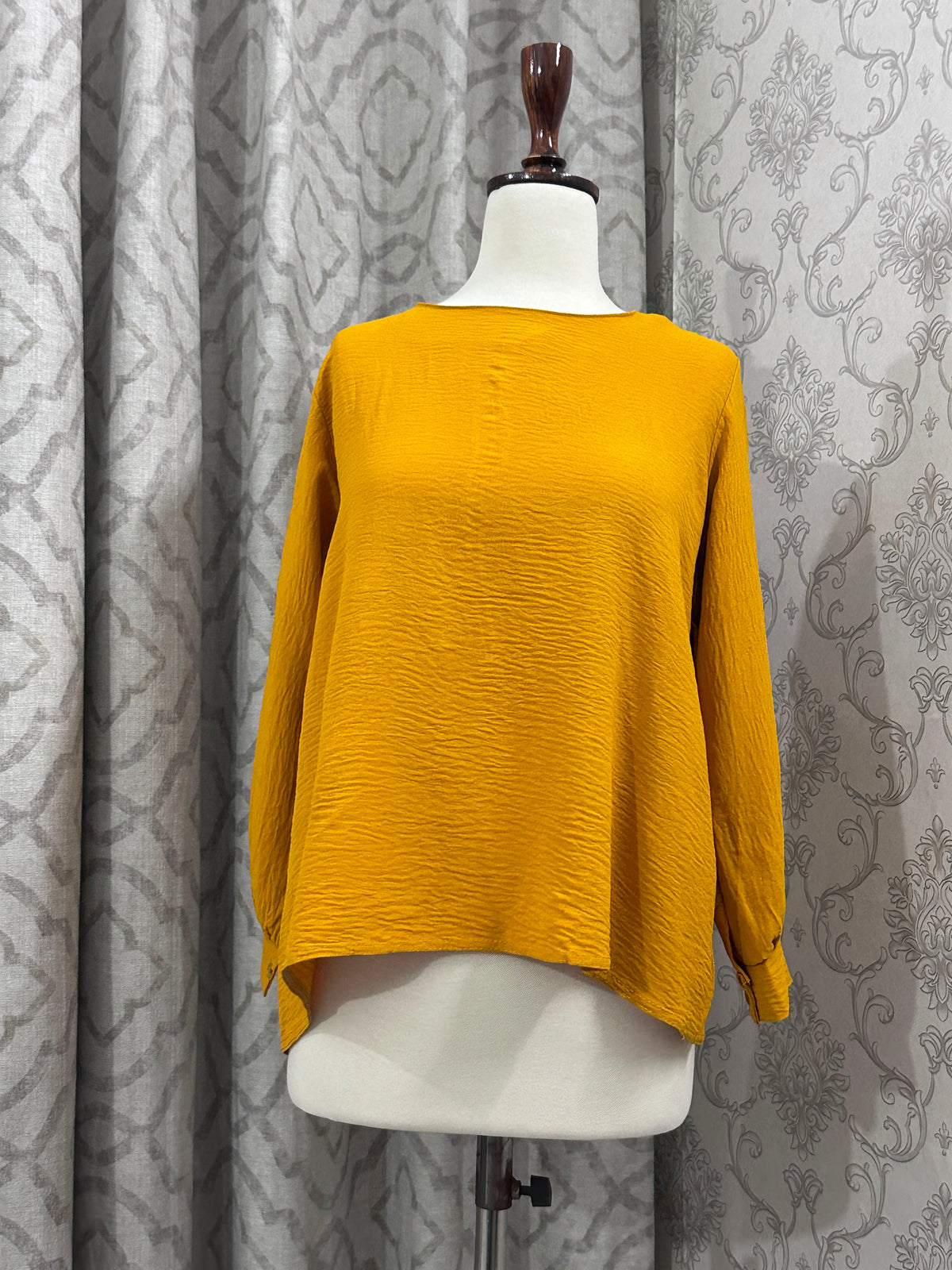 Mustard Yellow Crinkle Textured Long Sleeve Top, Relaxed Fit Round Neck Top